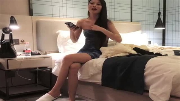 文轩探花极品超模大长腿，高挑女神被狂干到高潮